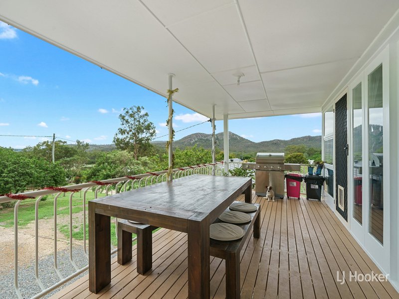 Photo - 42 Barbour Street, Esk QLD 4312 - Image 2