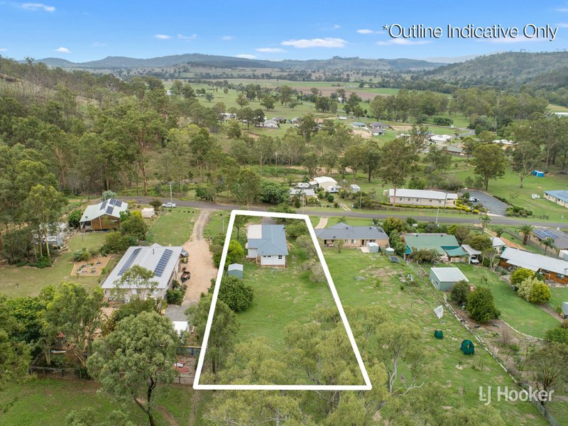 Photo - 42 Barbour Street, Esk QLD 4312 - Image 4