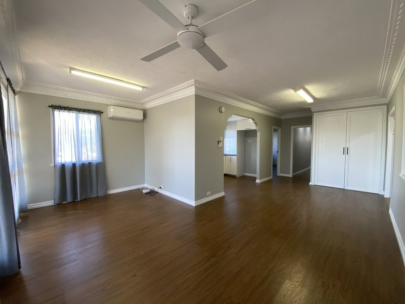 Photo - 42 Barbour Street, Esk QLD 4312 - Image 9