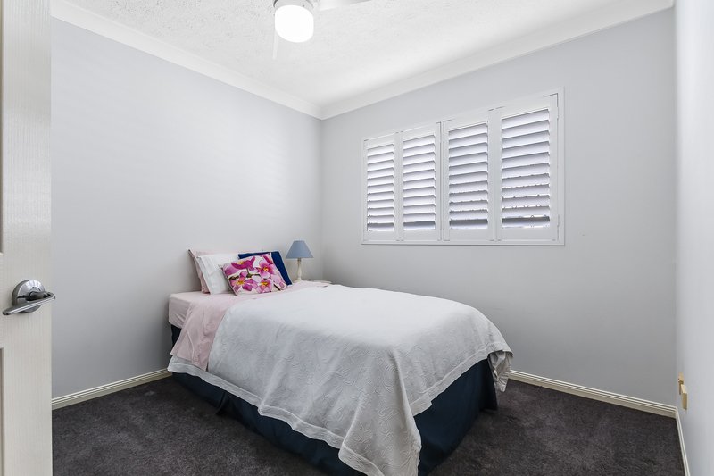 Photo - 4/2 Barlow Street, Clayfield QLD 4011 - Image 14