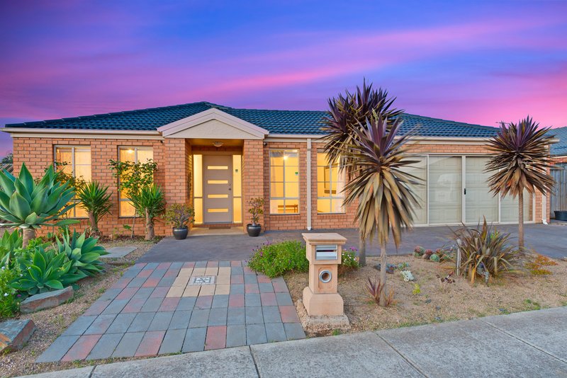 42 Barmera Way, Truganina VIC 3029