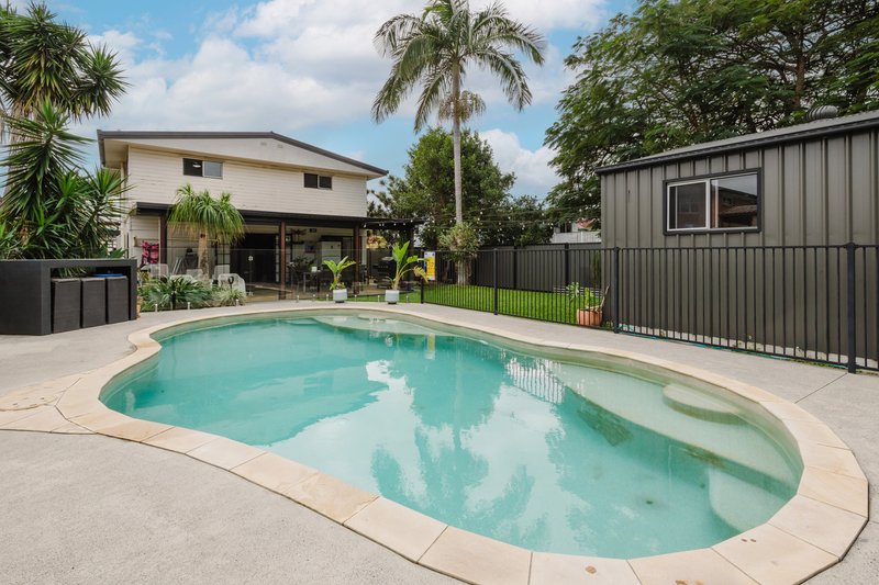 Photo - 42 Bateman Street, Strathpine QLD 4500 - Image 2