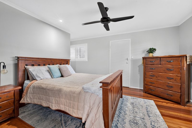 Photo - 42 Bateman Street, Strathpine QLD 4500 - Image 14