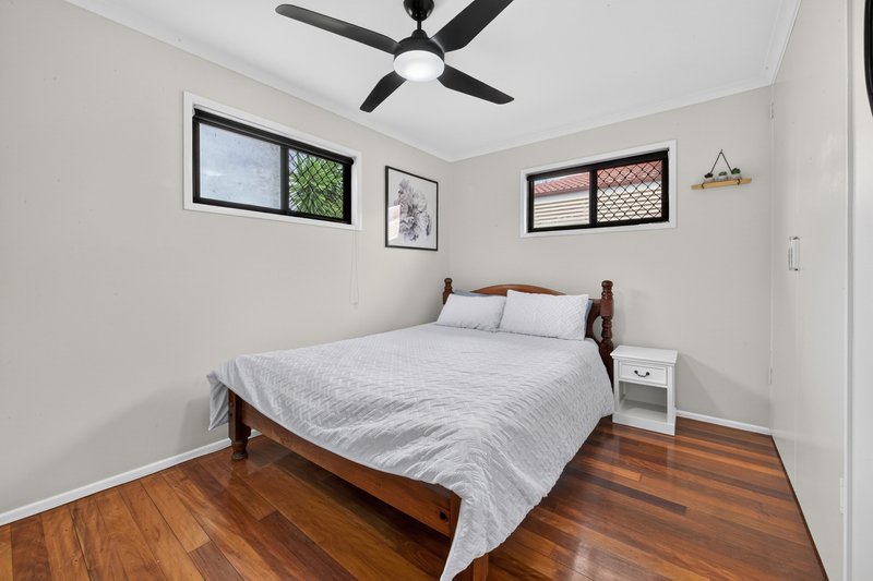 Photo - 42 Bateman Street, Strathpine QLD 4500 - Image 16