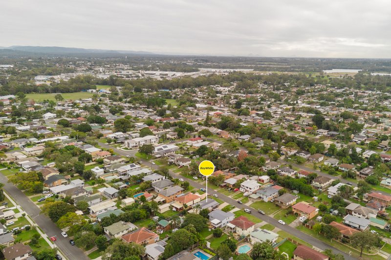 Photo - 42 Bateman Street, Strathpine QLD 4500 - Image 21