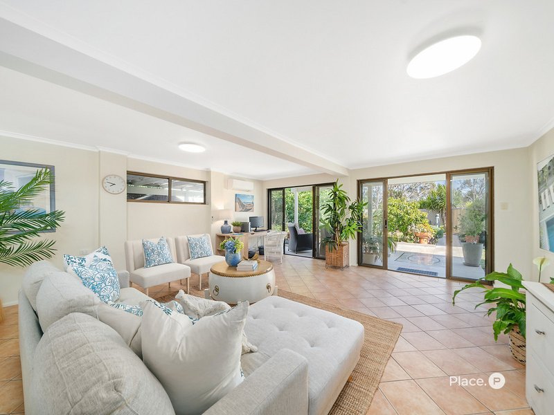 Photo - 42 Bayside Drive, Beachmere QLD 4510 - Image 15