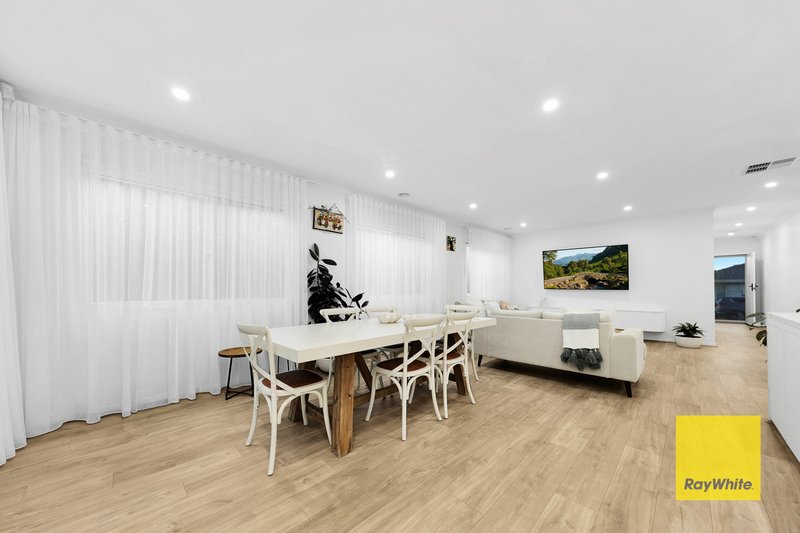 Photo - 42 Bayview Circuit, Mernda VIC 3754 - Image 5