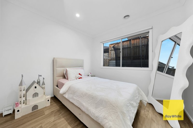 Photo - 42 Bayview Circuit, Mernda VIC 3754 - Image 13
