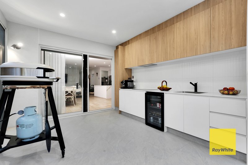 Photo - 42 Bayview Circuit, Mernda VIC 3754 - Image 17