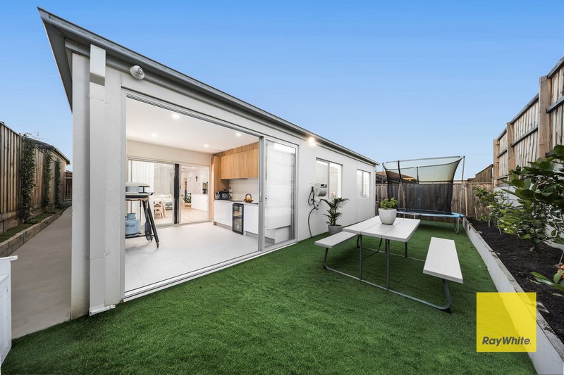 Photo - 42 Bayview Circuit, Mernda VIC 3754 - Image 18