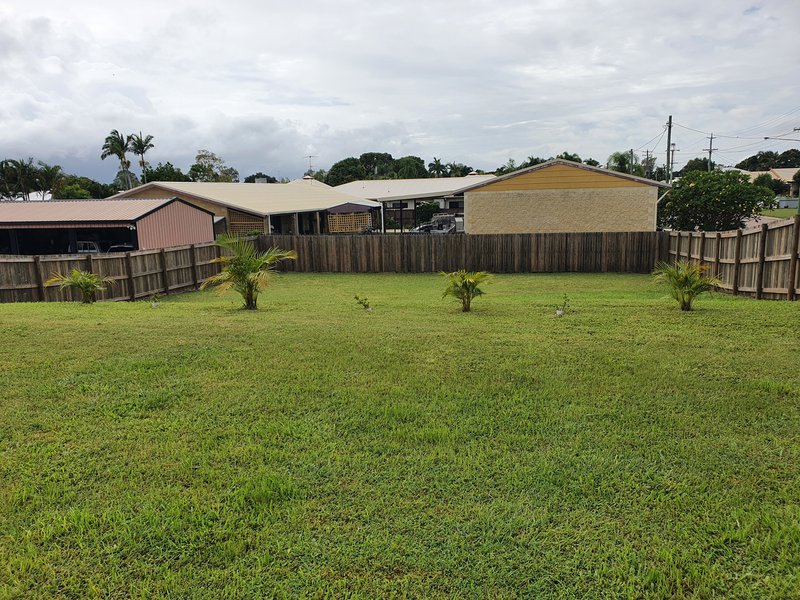 Photo - 42 Beach Road, Ayr QLD 4807 - Image 24