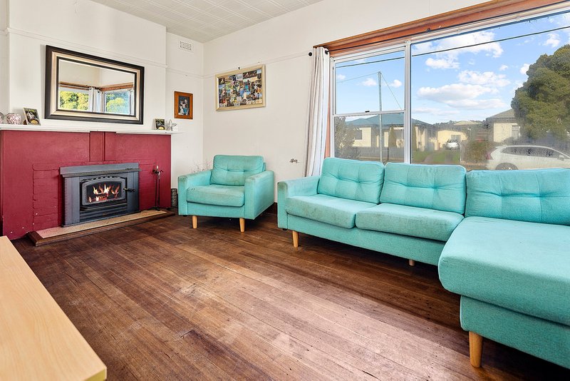 Photo - 42 Belhaven Crescent, Newstead TAS 7250 - Image 5