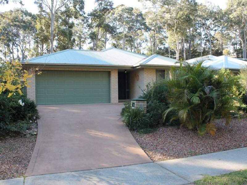 42 Bellbird Drive, Malua Bay NSW 2536