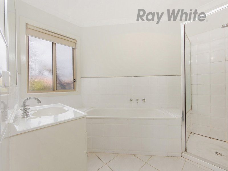 Photo - 4/2 Bernbanks Avenue, St Albans VIC 3021 - Image 5