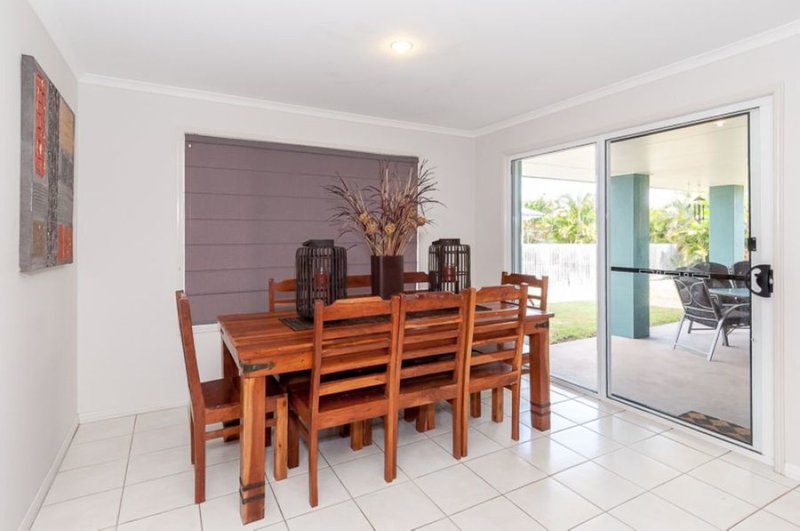 Photo - 42 Bevington Street, Tannum Sands QLD 4680 - Image 4