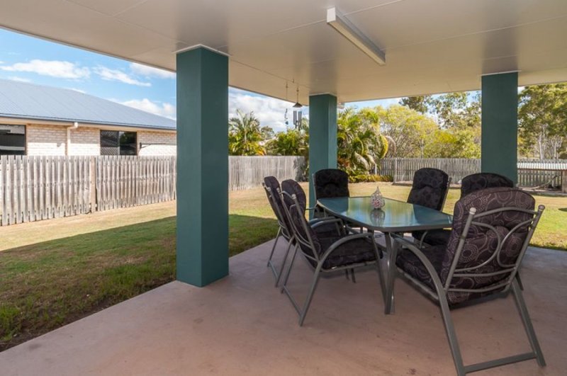 Photo - 42 Bevington Street, Tannum Sands QLD 4680 - Image 18