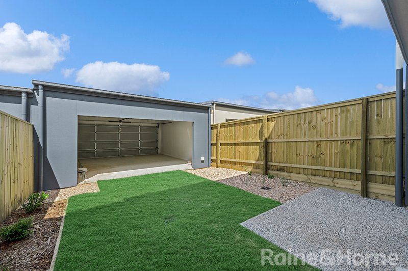 Photo - 42 Blatchford Street, Strathpine QLD 4500 - Image 13