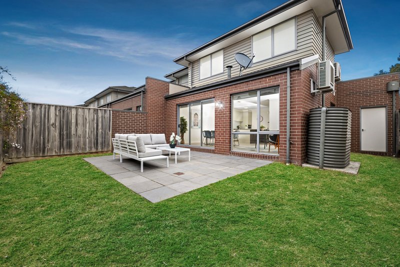 Photo - 42 Bloom Avenue, Wantirna South VIC 3152 - Image 16