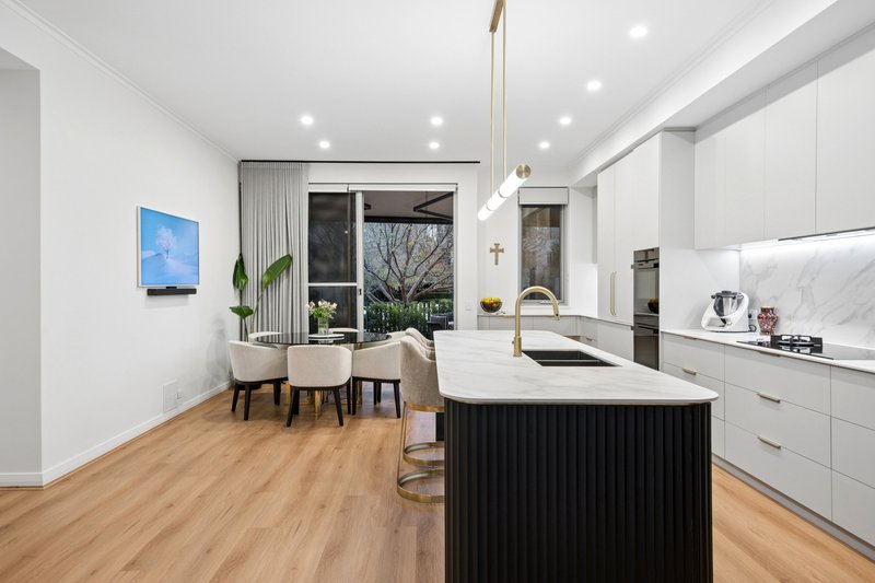 Photo - 42 Bow River Crescent, Burswood WA 6100 - Image 7