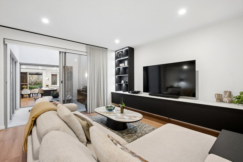 Photo - 42 Bow River Crescent, Burswood WA 6100 - Image 13