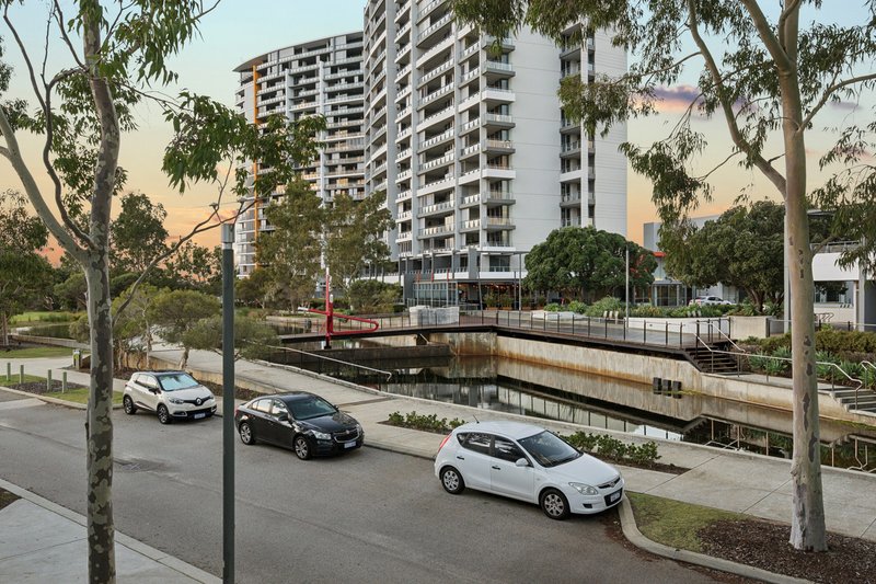 Photo - 42 Bow River Crescent, Burswood WA 6100 - Image 26