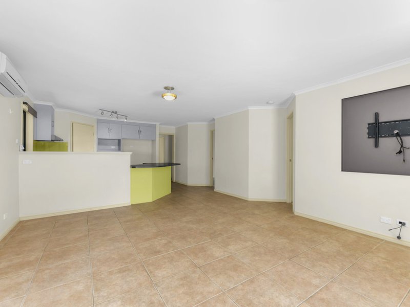 Photo - 42 Bowers Road South, Everton Hills QLD 4053 - Image 6