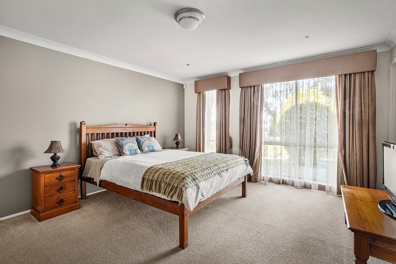 Photo - 42 Bowness Court, Kellyville NSW 2155 - Image 8