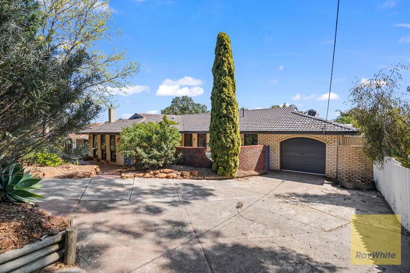 42 Brigalow Way, Lesmurdie WA 6076