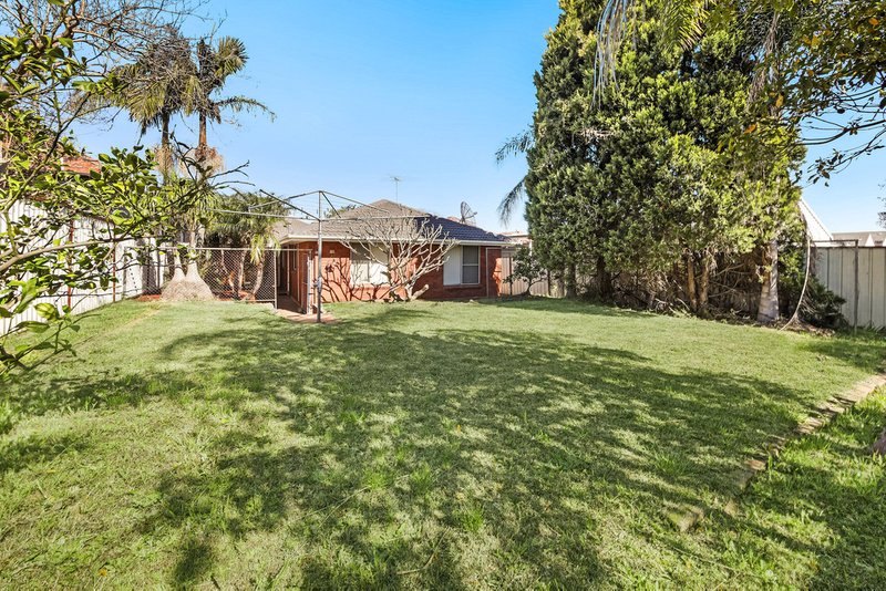 Photo - 42 Broad Street, Bass Hill NSW 2197 - Image 9