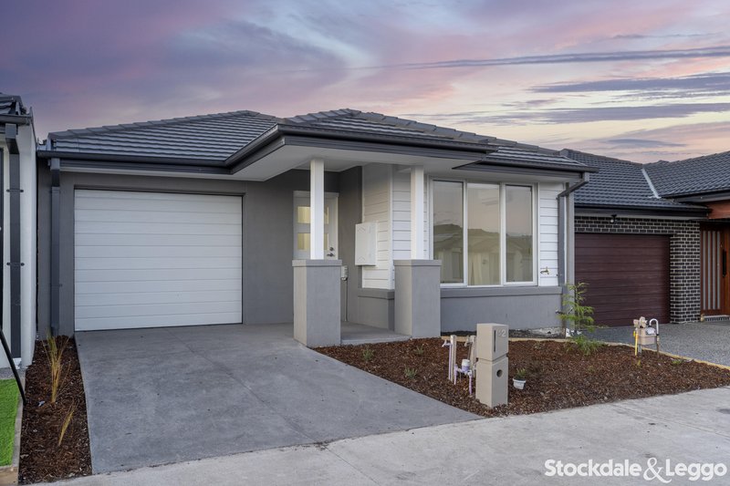 Photo - 42 Brown Boulevard, Donnybrook VIC 3064 - Image 2