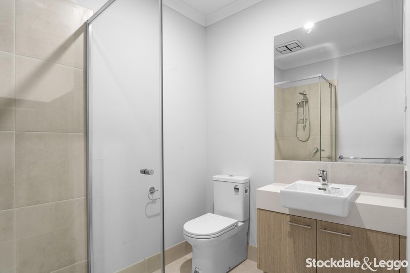 Photo - 42 Brown Boulevard, Donnybrook VIC 3064 - Image 7