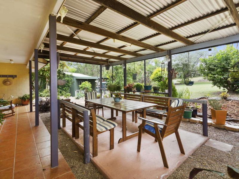 Photo - 42 Buckingham Court, Mount Hallen QLD 4312 - Image 2