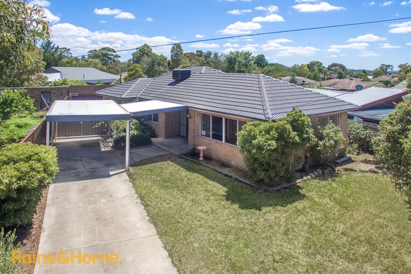 42 Burke Road, Sunbury VIC 3429