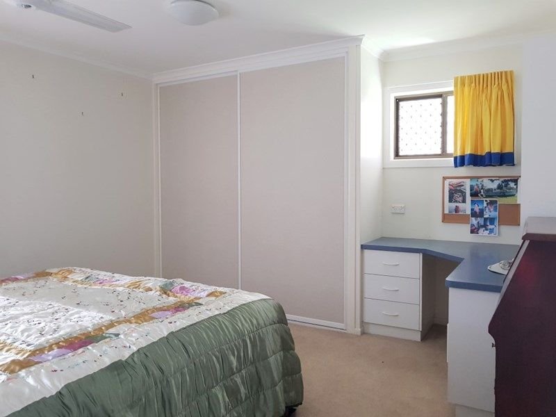 Photo - 42 Bushnell Street, Granville QLD 4650 - Image 9