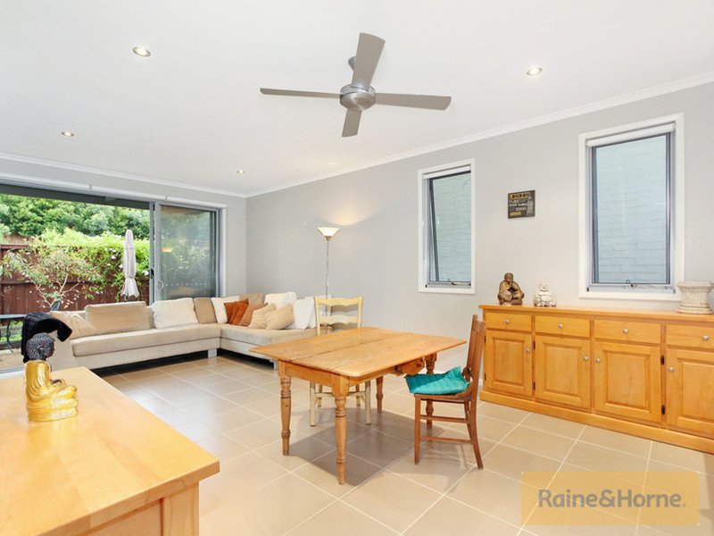 Photo - 42 Caddies Boulevard, Rouse Hill NSW 2155 - Image 3