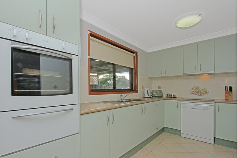 Photo - 42 Calga Crescent, Catalina NSW 2536 - Image 5