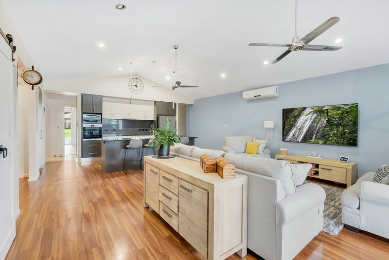 Photo - 42 Canopys Edge Boulevard, Smithfield QLD 4878 - Image 6