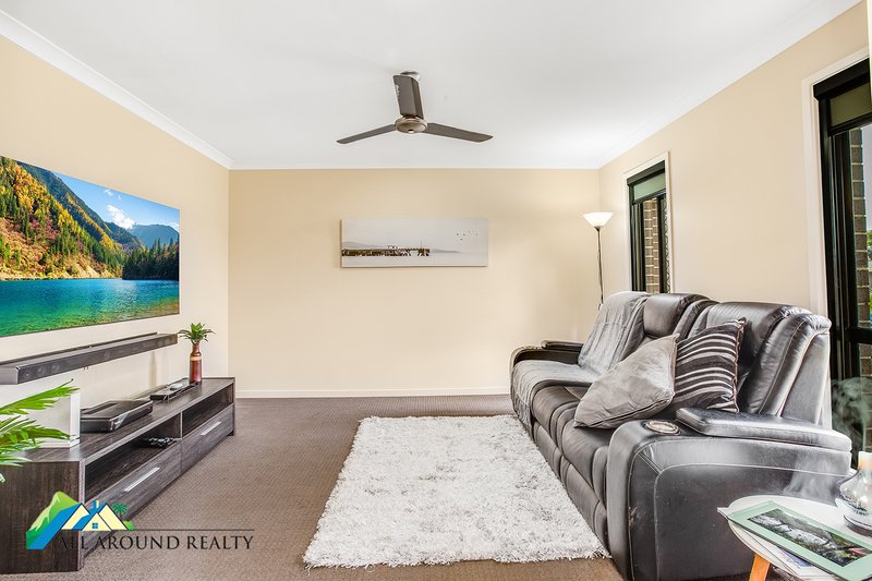 Photo - 42 Cardinal Circuit, Caboolture QLD 4510 - Image 3