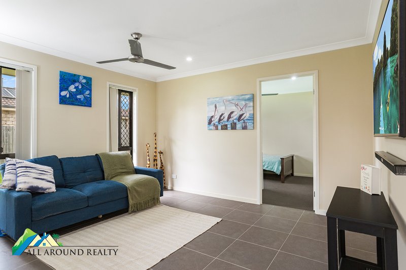 Photo - 42 Cardinal Circuit, Caboolture QLD 4510 - Image 10