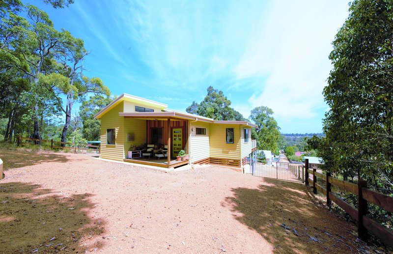 42 Carey Street, Nannup WA 6275