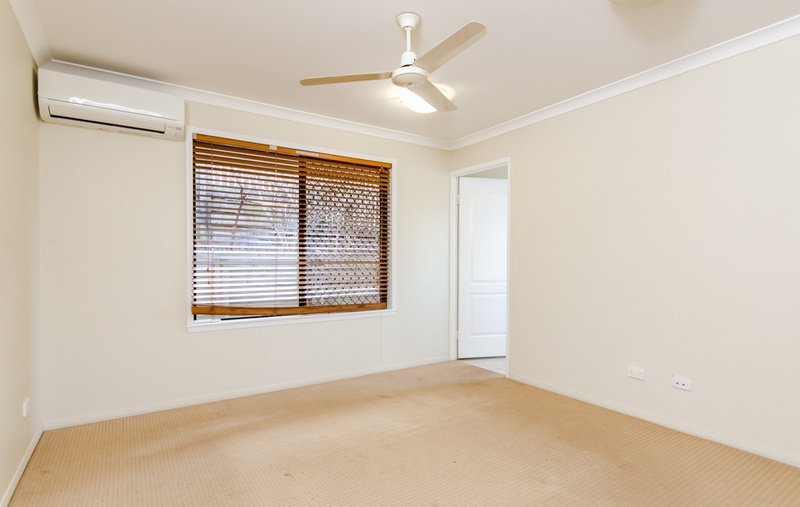 Photo - 42 Carinya Drive, Clinton QLD 4680 - Image 7