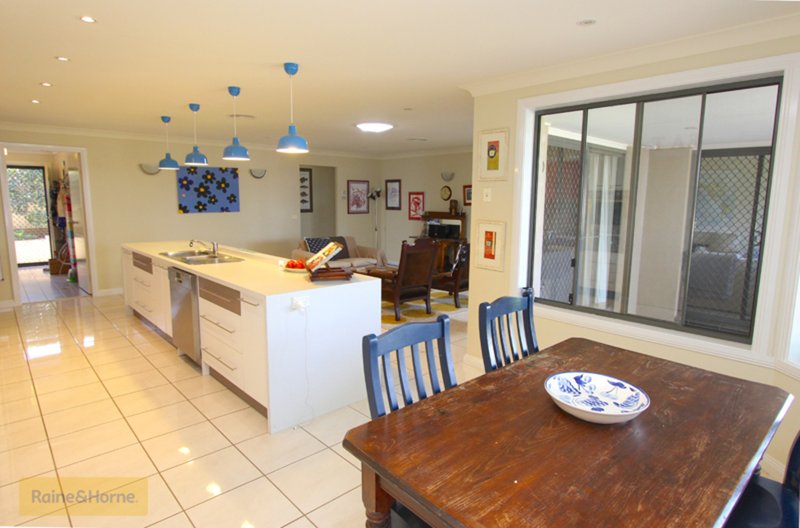 Photo - 42 Carlyle Ave , Llanarth NSW 2795 - Image 12