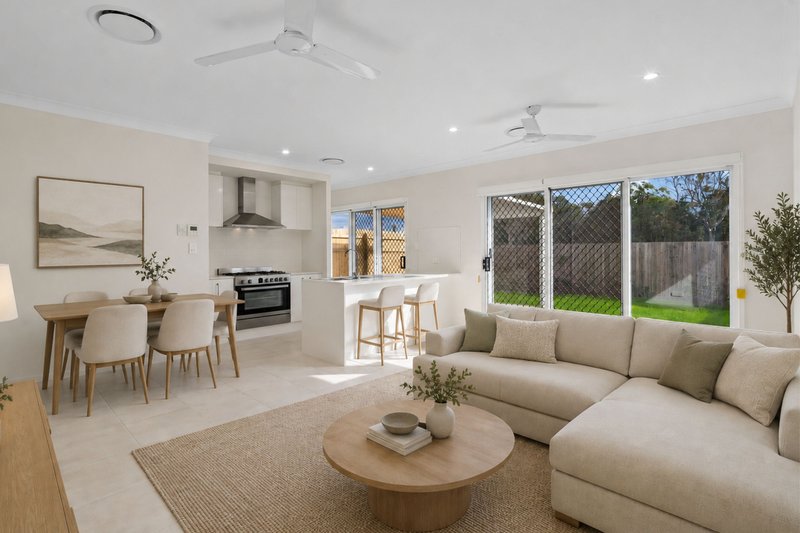 Photo - 42 Carrington Circuit, Park Ridge QLD 4125 - Image 2