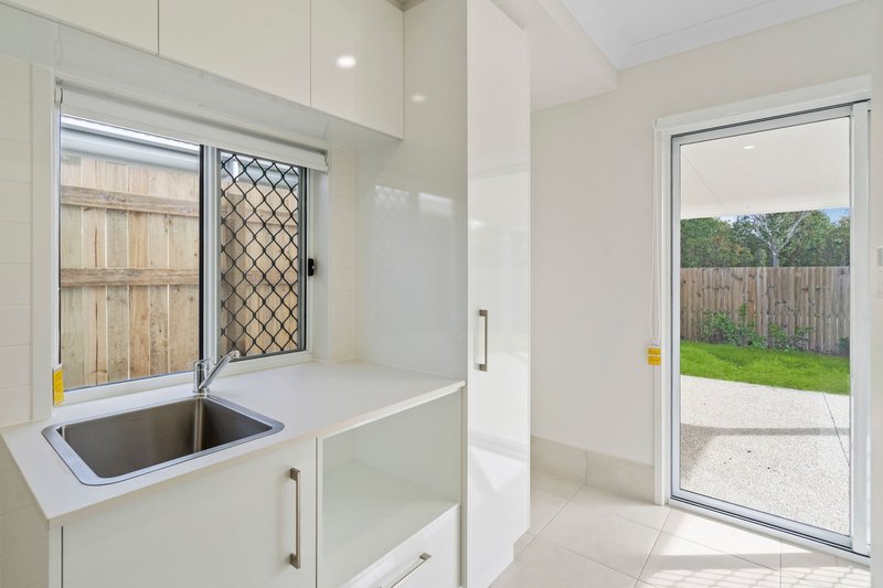 Photo - 42 Carrington Circuit, Park Ridge QLD 4125 - Image 4