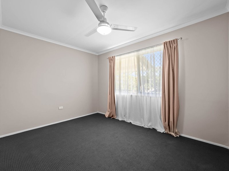 Photo - 42 Cashmere Street, Redbank Plains QLD 4301 - Image 6