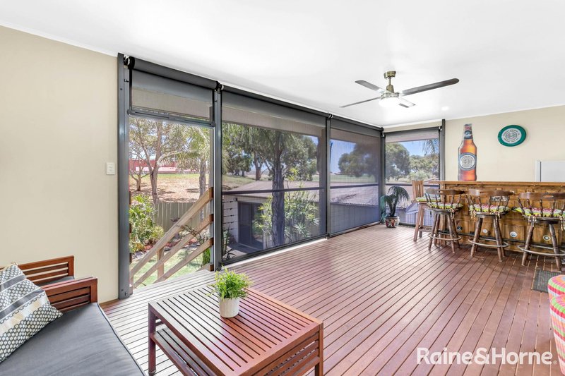 Photo - 42 Caswell Drive, Hallett Cove SA 5158 - Image 18