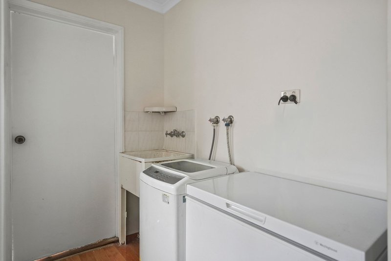Photo - 42 Cedar Drive, Stapylton QLD 4207 - Image 11