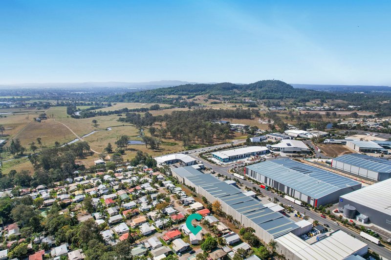 Photo - 42 Cedar Drive, Stapylton QLD 4207 - Image 12