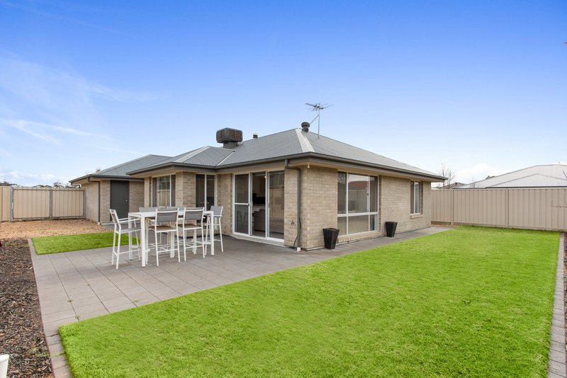 Photo - 42 Centenary Avenue, Nuriootpa SA 5355 - Image 3