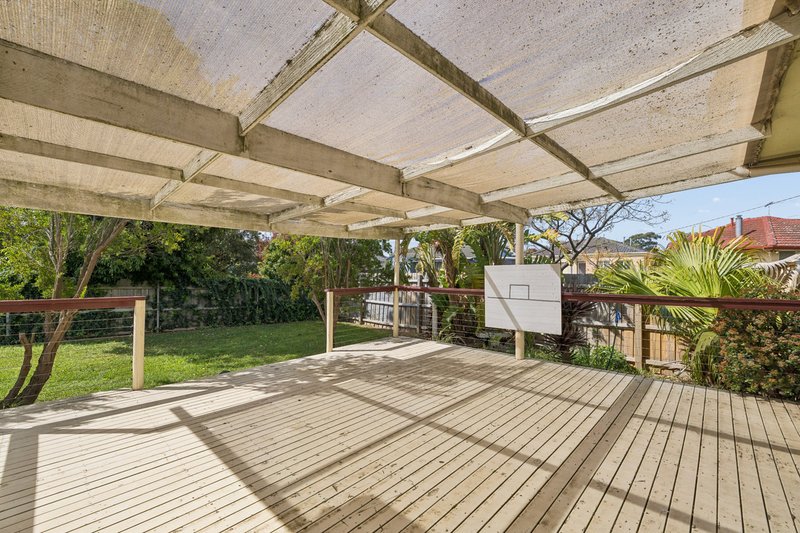 Photo - 42 Centenary Crescent, Werribee VIC 3030 - Image 16